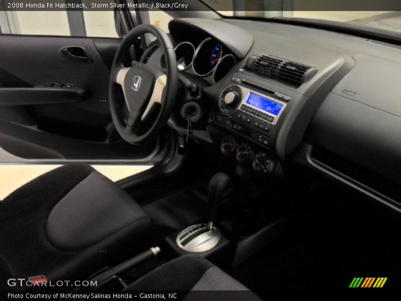 Dashboard of 2008 Fit Hatchback