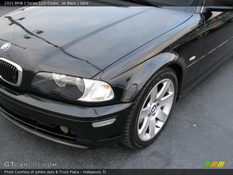 Jet Black / Sand 2001 BMW 3 Series 325i Coupe