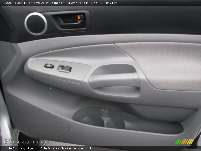 Silver Streak Mica / Graphite Gray 2006 Toyota Tacoma V6 Access Cab 4x4