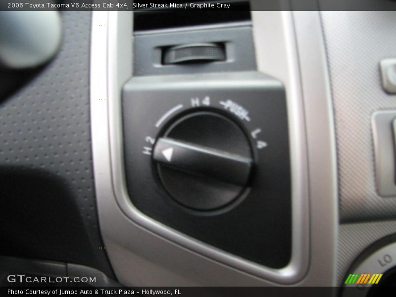 Silver Streak Mica / Graphite Gray 2006 Toyota Tacoma V6 Access Cab 4x4