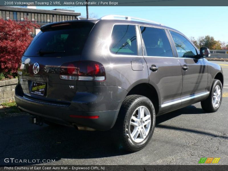 Alaska Grey Metallic / Pure Beige 2008 Volkswagen Touareg 2 VR6
