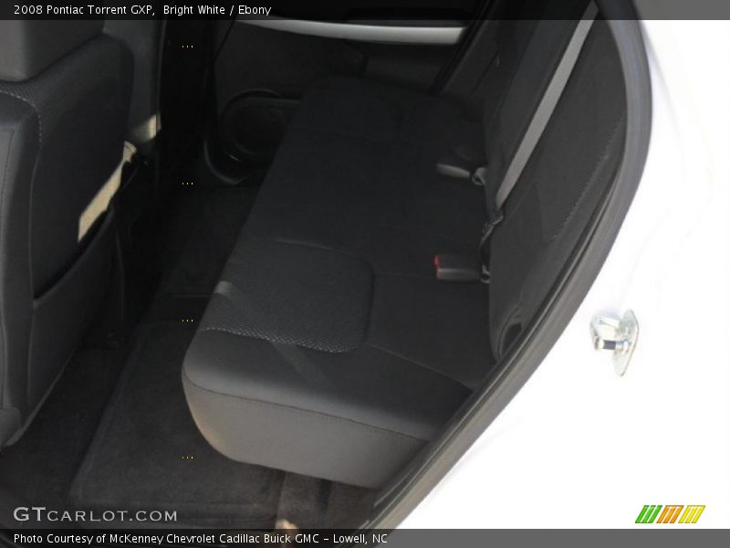 Bright White / Ebony 2008 Pontiac Torrent GXP