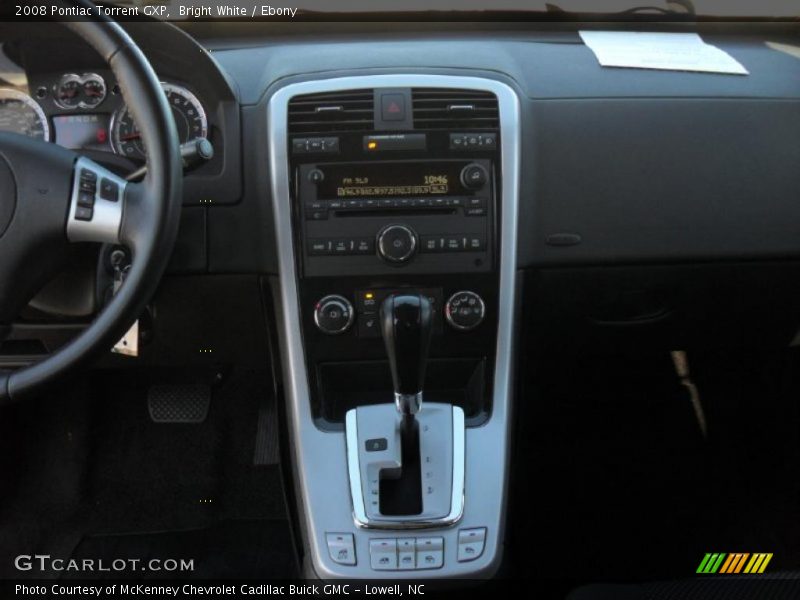 Bright White / Ebony 2008 Pontiac Torrent GXP