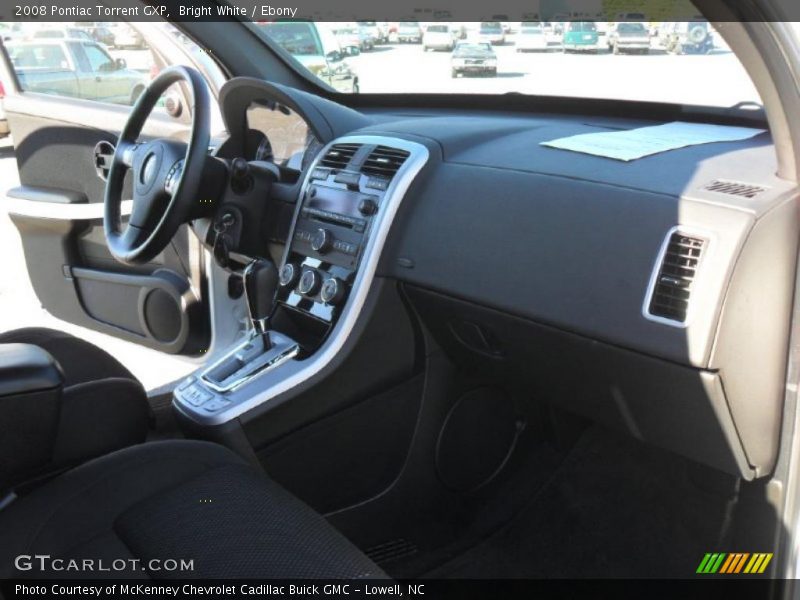 Bright White / Ebony 2008 Pontiac Torrent GXP