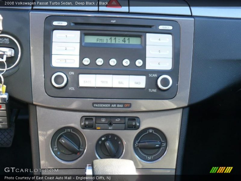 Deep Black / Black 2008 Volkswagen Passat Turbo Sedan