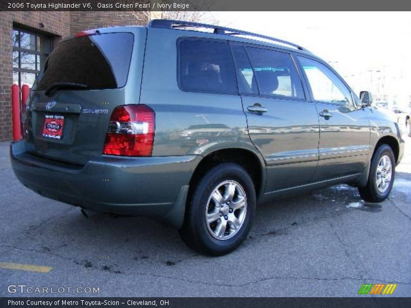 Oasis Green Pearl / Ivory Beige 2006 Toyota Highlander V6