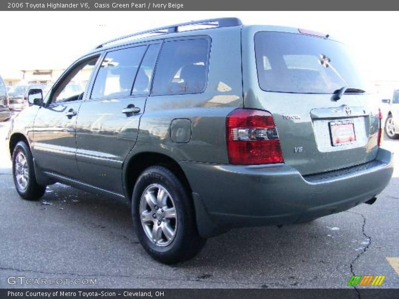 Oasis Green Pearl / Ivory Beige 2006 Toyota Highlander V6