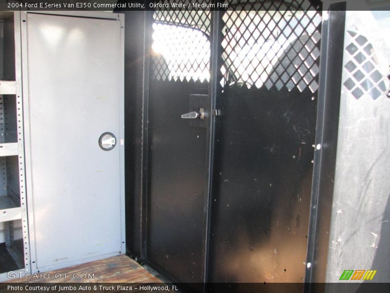  2004 E Series Van E350 Commercial Utility Medium Flint Interior