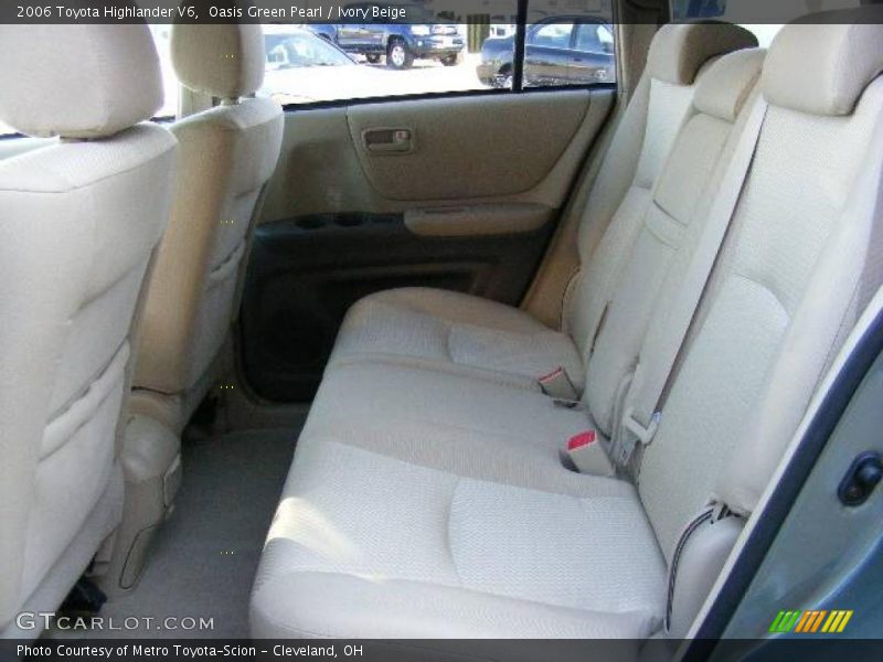 Oasis Green Pearl / Ivory Beige 2006 Toyota Highlander V6