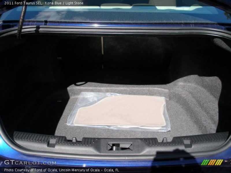 Kona Blue / Light Stone 2011 Ford Taurus SEL