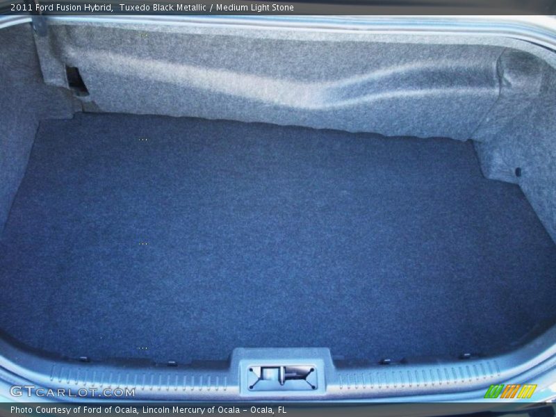  2011 Fusion Hybrid Trunk