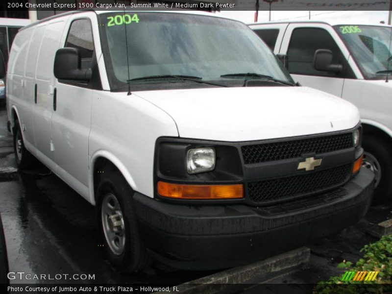 Summit White / Medium Dark Pewter 2004 Chevrolet Express 1500 Cargo Van