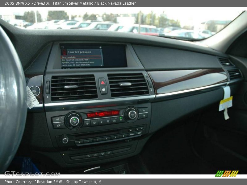 Titanium Silver Metallic / Black Nevada Leather 2009 BMW X5 xDrive30i
