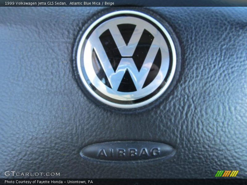 Atlantic Blue Mica / Beige 1999 Volkswagen Jetta GLS Sedan