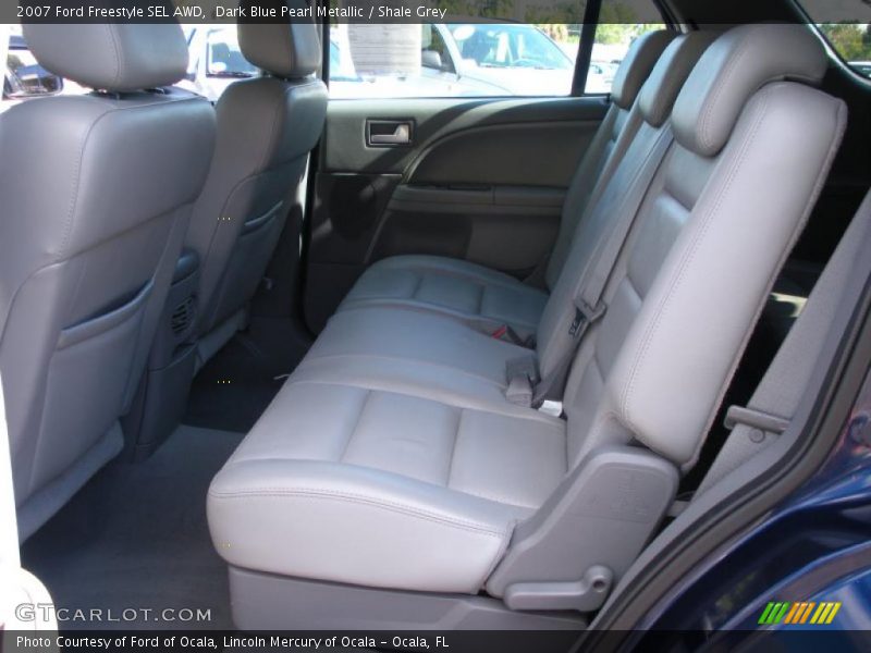  2007 Freestyle SEL AWD Shale Grey Interior