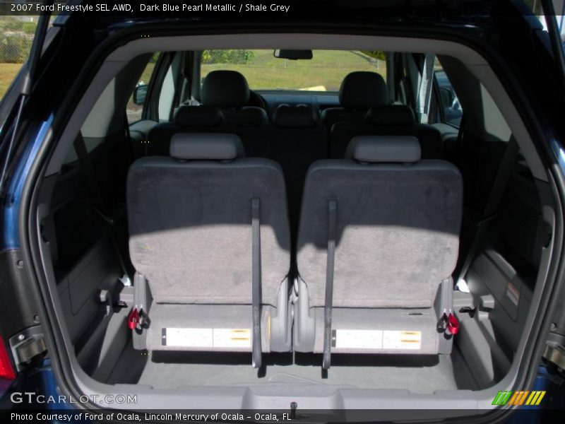  2007 Freestyle SEL AWD Trunk