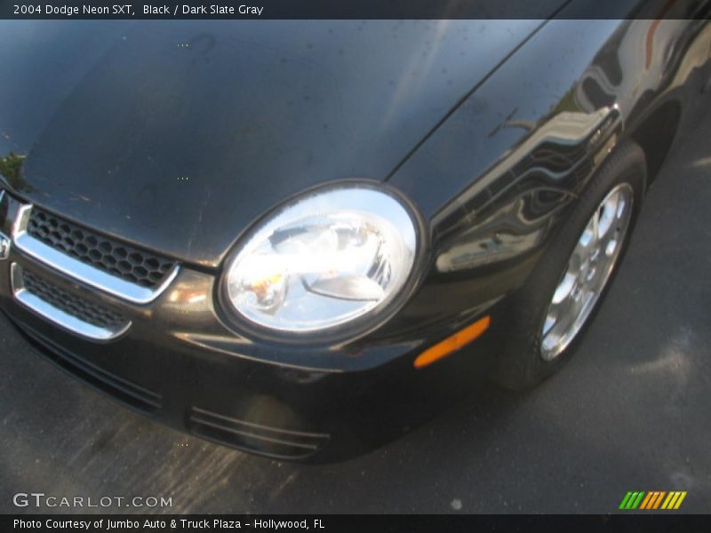 Black / Dark Slate Gray 2004 Dodge Neon SXT