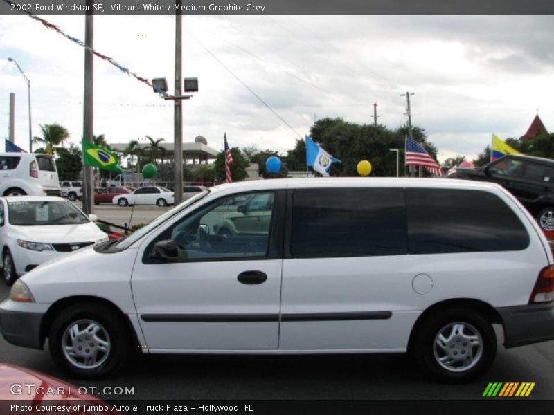 Vibrant White / Medium Graphite Grey 2002 Ford Windstar SE