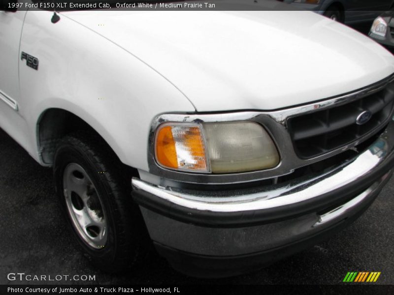 Oxford White / Medium Prairie Tan 1997 Ford F150 XLT Extended Cab