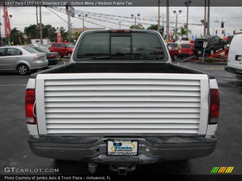 Oxford White / Medium Prairie Tan 1997 Ford F150 XLT Extended Cab