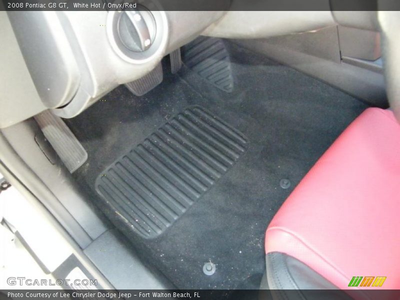 White Hot / Onyx/Red 2008 Pontiac G8 GT