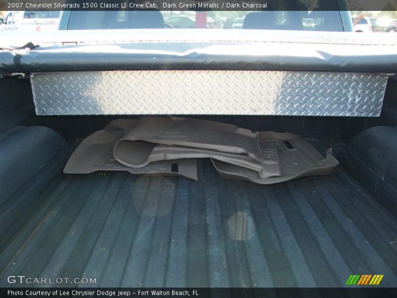 Dark Green Metallic / Dark Charcoal 2007 Chevrolet Silverado 1500 Classic LS Crew Cab