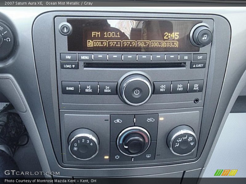 Ocean Mist Metallic / Gray 2007 Saturn Aura XE