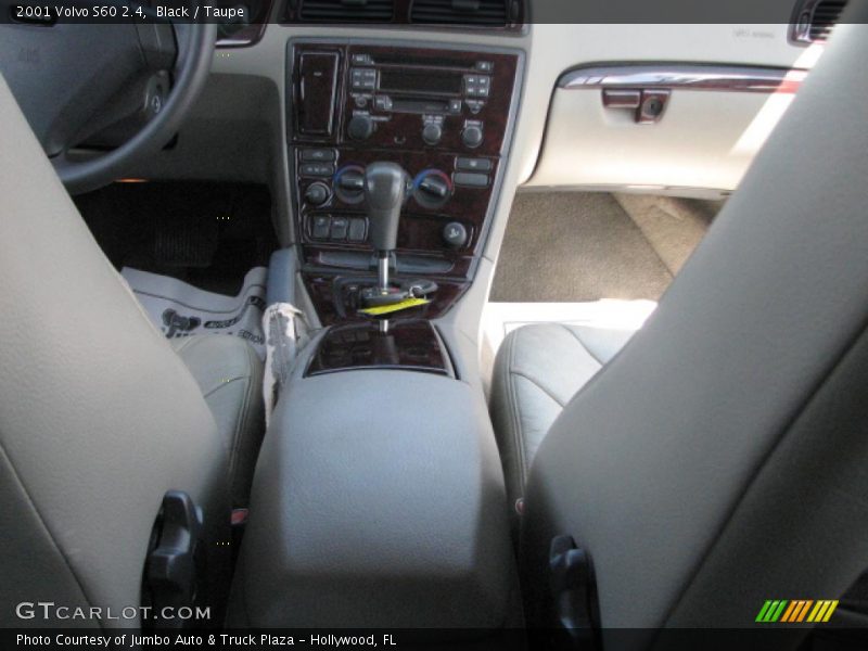 Black / Taupe 2001 Volvo S60 2.4