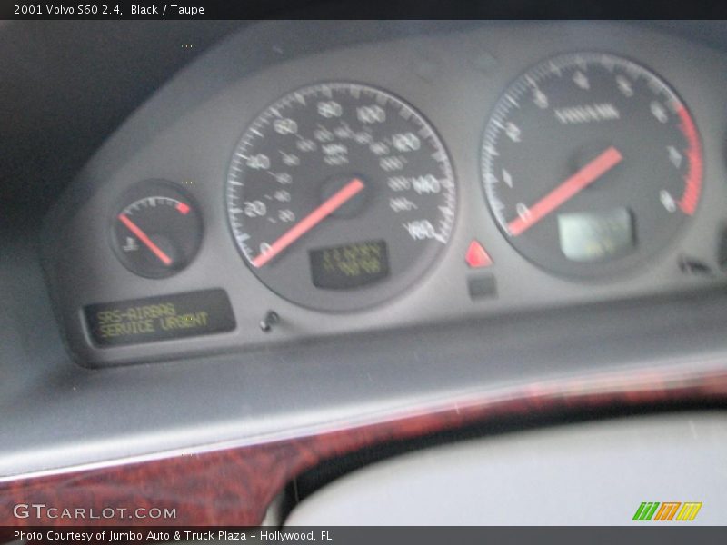 Black / Taupe 2001 Volvo S60 2.4