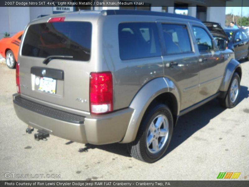 Light Khaki Metallic / Dark Khaki/Medium Khaki 2007 Dodge Nitro SXT 4x4