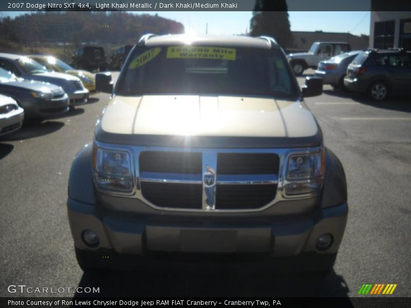 Light Khaki Metallic / Dark Khaki/Medium Khaki 2007 Dodge Nitro SXT 4x4