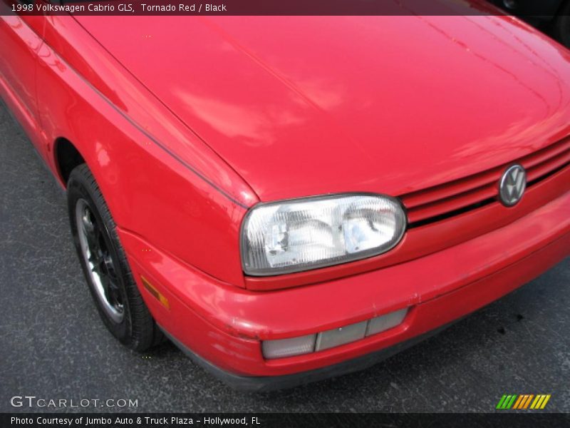 Tornado Red / Black 1998 Volkswagen Cabrio GLS