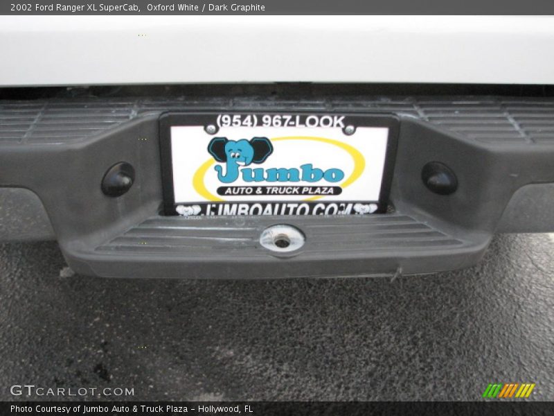 Oxford White / Dark Graphite 2002 Ford Ranger XL SuperCab
