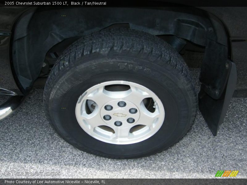 2005 Suburban 1500 LT Wheel