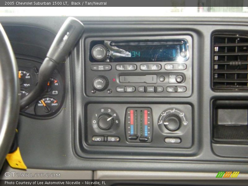 Black / Tan/Neutral 2005 Chevrolet Suburban 1500 LT