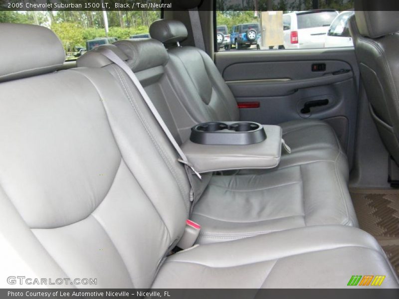  2005 Suburban 1500 LT Tan/Neutral Interior