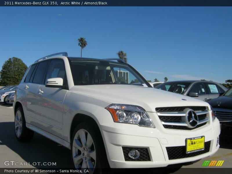 Arctic White / Almond/Black 2011 Mercedes-Benz GLK 350