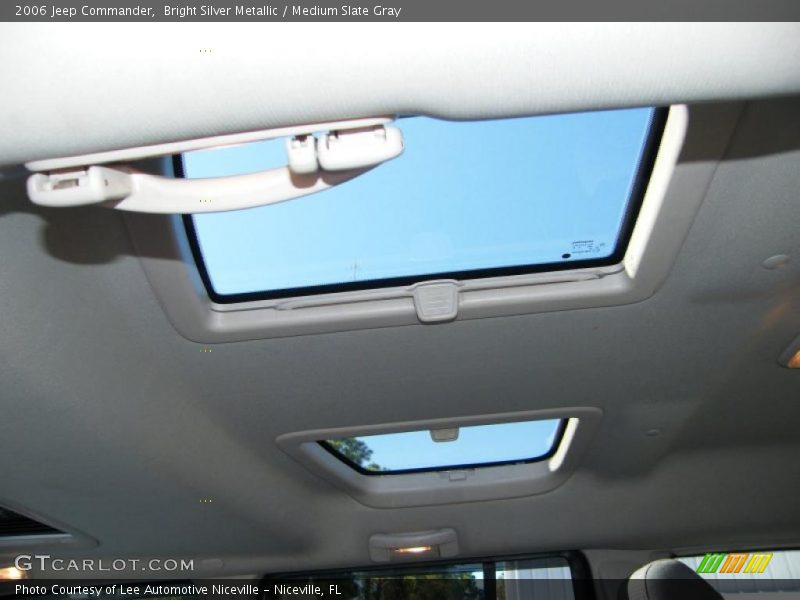 Bright Silver Metallic / Medium Slate Gray 2006 Jeep Commander