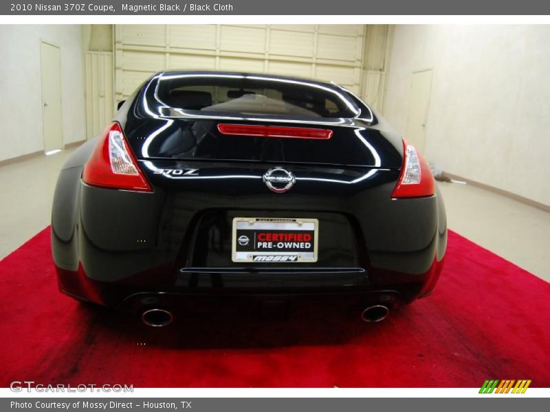 Magnetic Black / Black Cloth 2010 Nissan 370Z Coupe