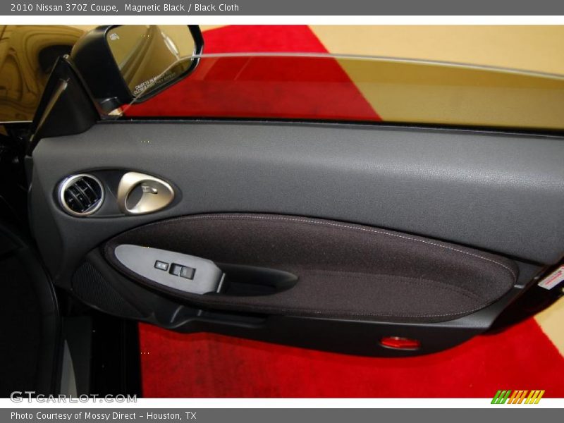 Magnetic Black / Black Cloth 2010 Nissan 370Z Coupe