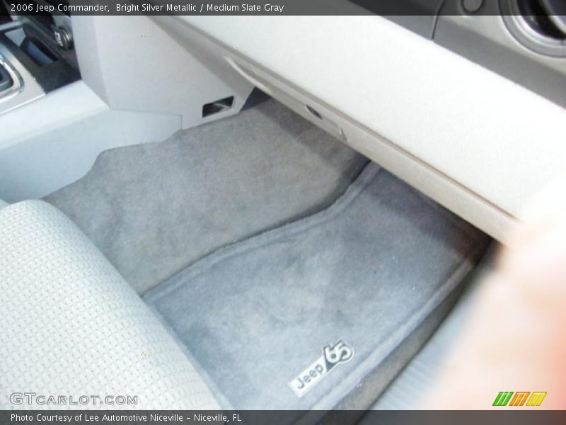 Bright Silver Metallic / Medium Slate Gray 2006 Jeep Commander