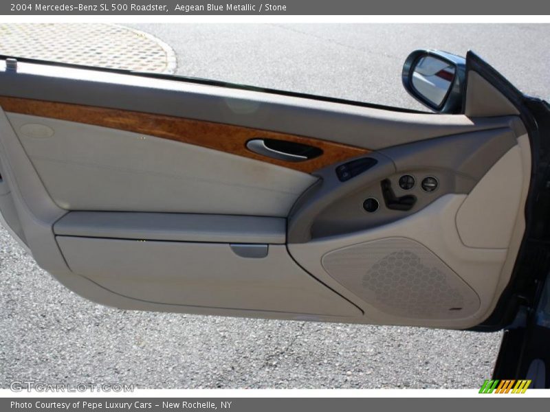 Door Panel of 2004 SL 500 Roadster