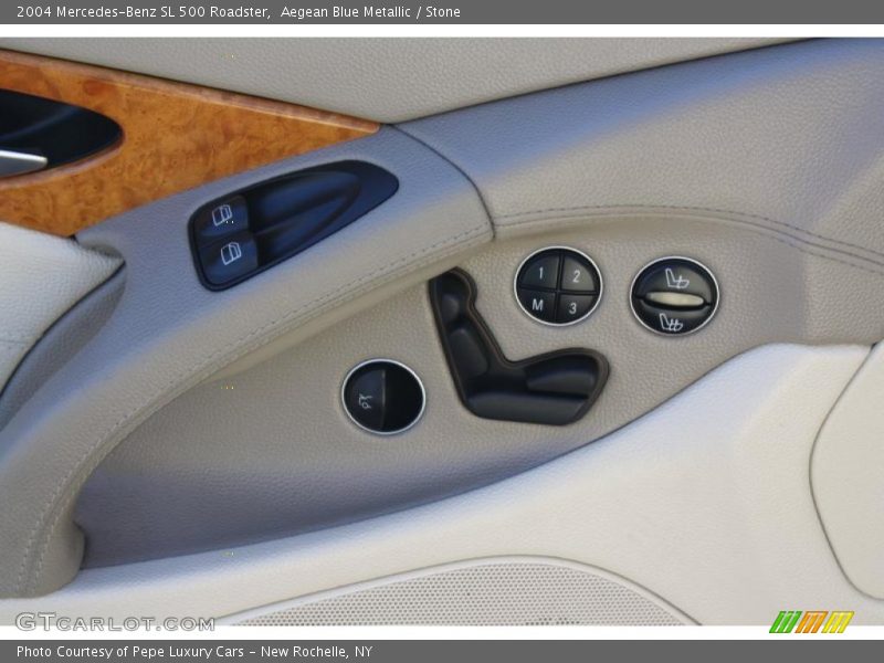Controls of 2004 SL 500 Roadster