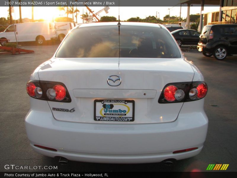 Performance White / Black 2007 Mazda MAZDA6 i Sport Sedan