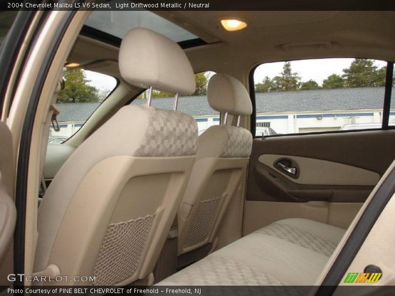  2004 Malibu LS V6 Sedan Neutral Interior