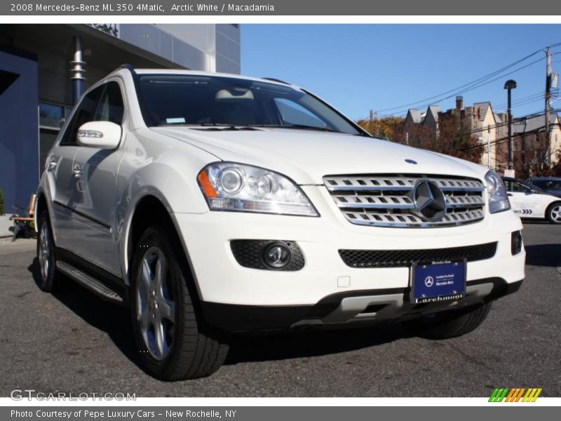 Arctic White / Macadamia 2008 Mercedes-Benz ML 350 4Matic