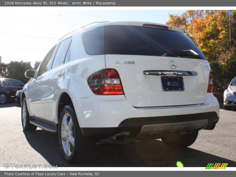 Arctic White / Macadamia 2008 Mercedes-Benz ML 350 4Matic
