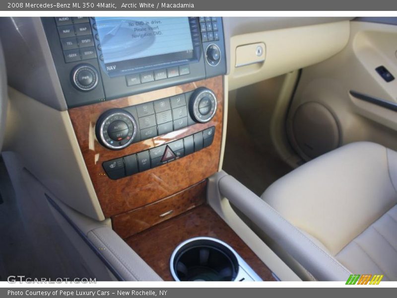 Arctic White / Macadamia 2008 Mercedes-Benz ML 350 4Matic