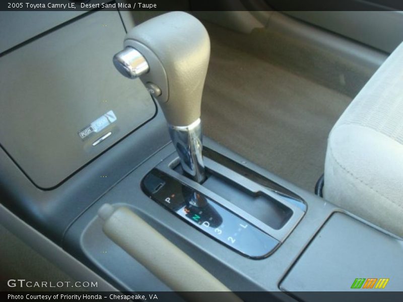 Desert Sand Mica / Taupe 2005 Toyota Camry LE
