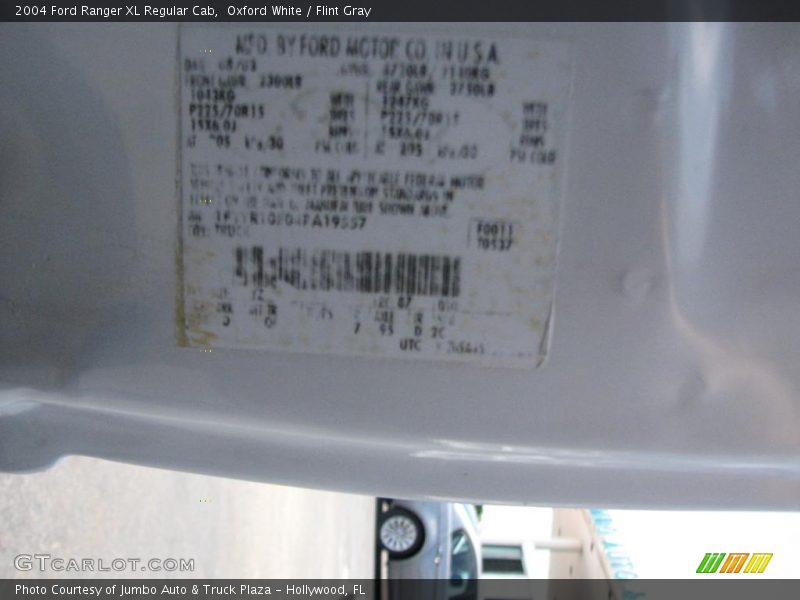 Oxford White / Flint Gray 2004 Ford Ranger XL Regular Cab